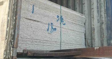 厦门 芝麻白花岗岩石材3.0公分光面毛板装柜出货