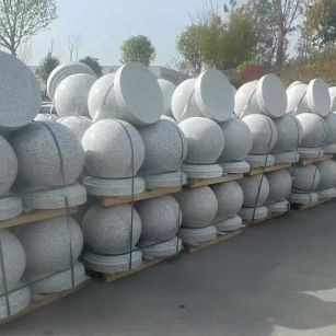 厦门 白麻花岗岩石材圆球，石球，挡车球，隔离球，景观石球，风水球等