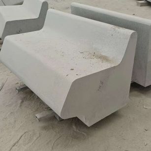 厦门 芝麻白花岗岩异形坐凳，石凳