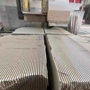 厦门 车间生产日常，黄金麻白麻花岗岩