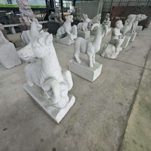 厦门 芝麻白花岗岩造型立体雕刻——十二生肖