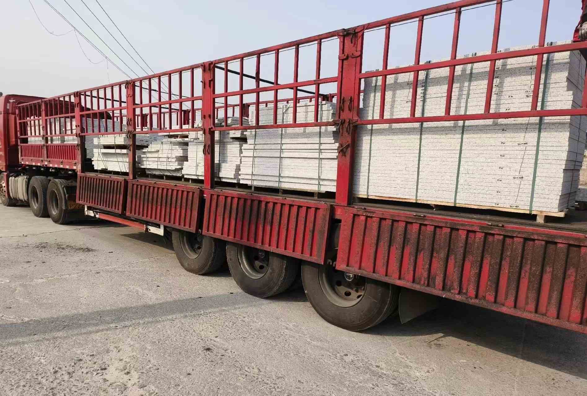 厦门 白麻荔枝面外墙干挂，工厂装车日常