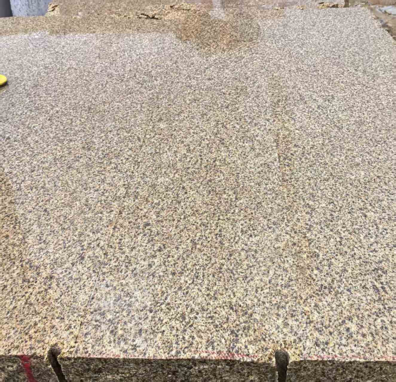 厦门 黄金麻花岗岩石材方料