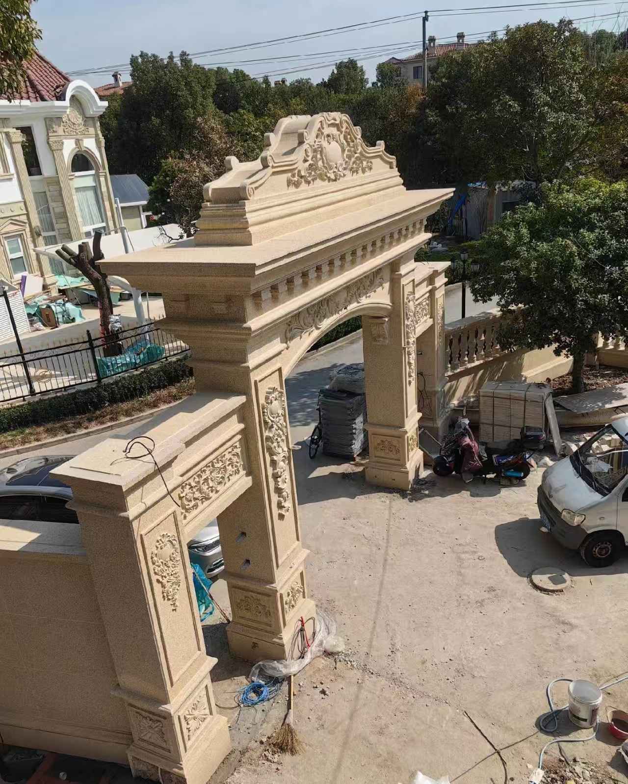 厦门 黄金麻荔枝面花岗岩别墅门楼