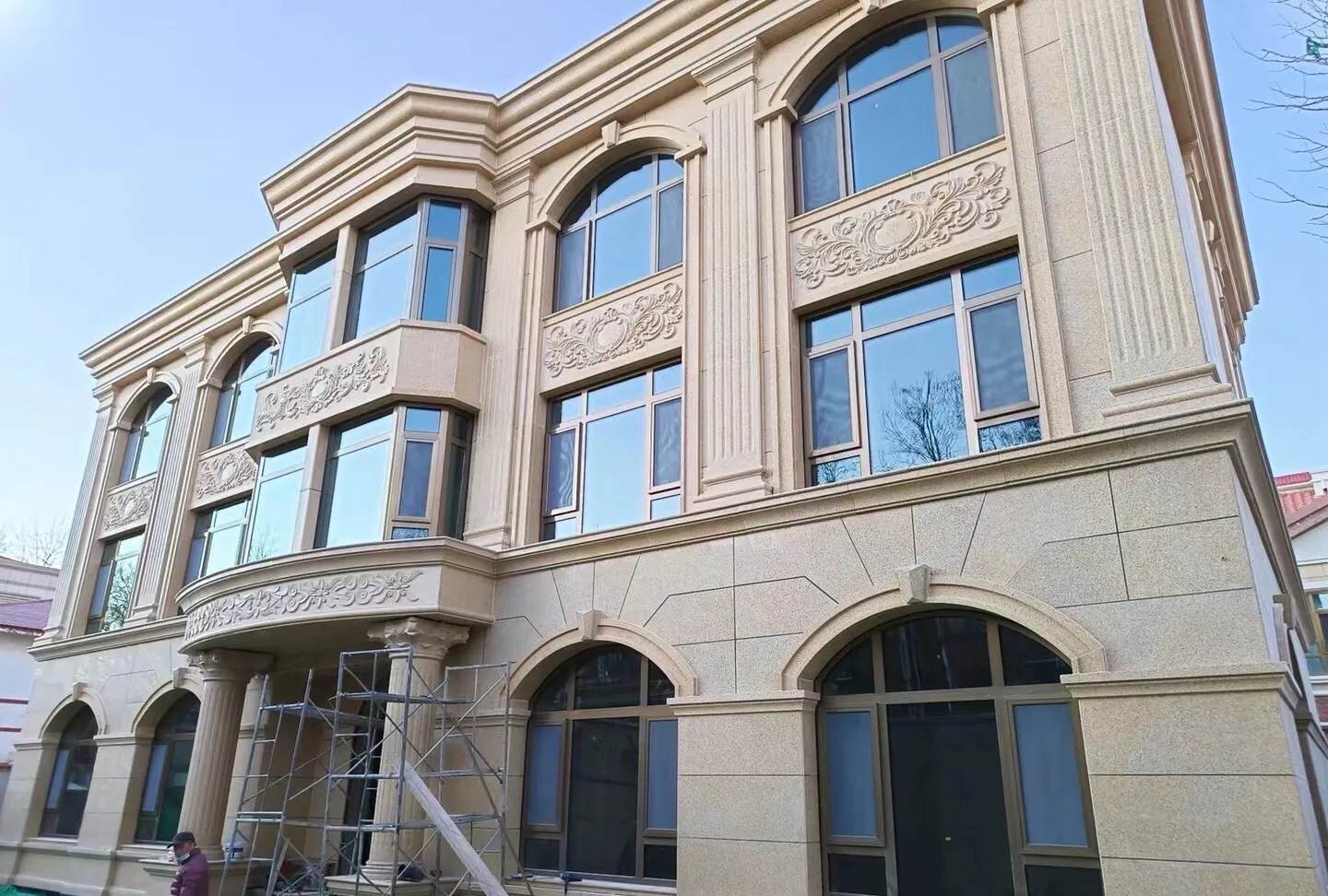 厦门 黄金麻花岗岩别墅外墙干挂