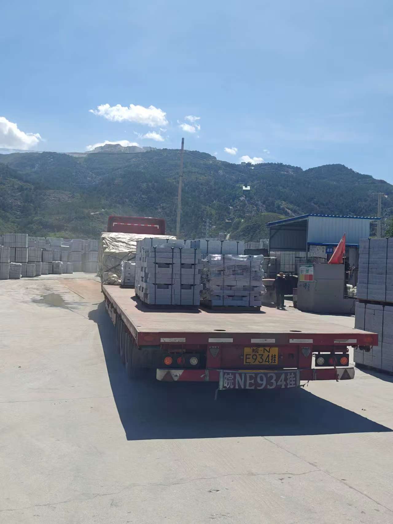 厦门 芝麻白仿形路沿石，直形路沿石