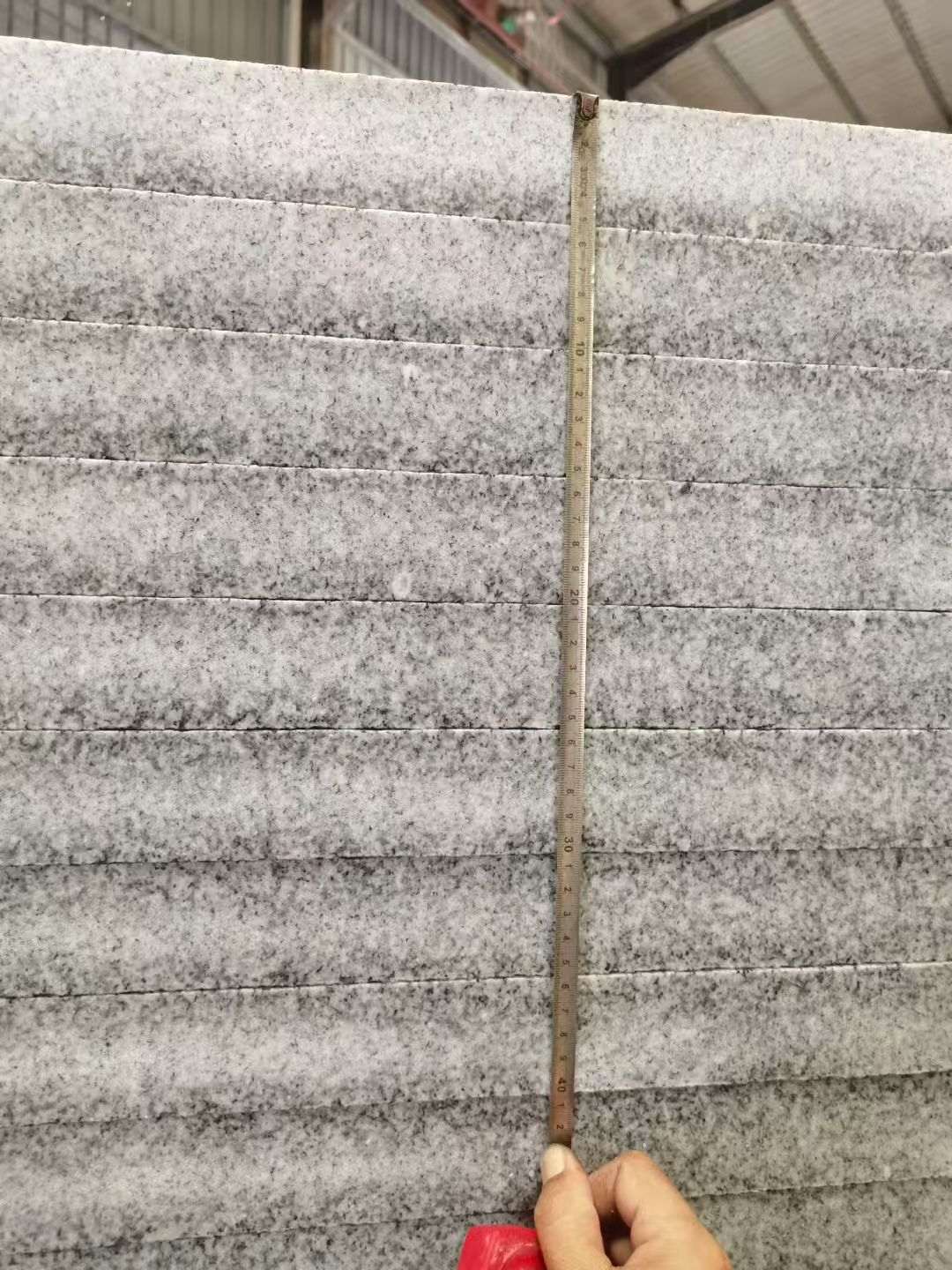 厦门 芝麻白火烧成品厚薄均匀，B料价格接近A料质量