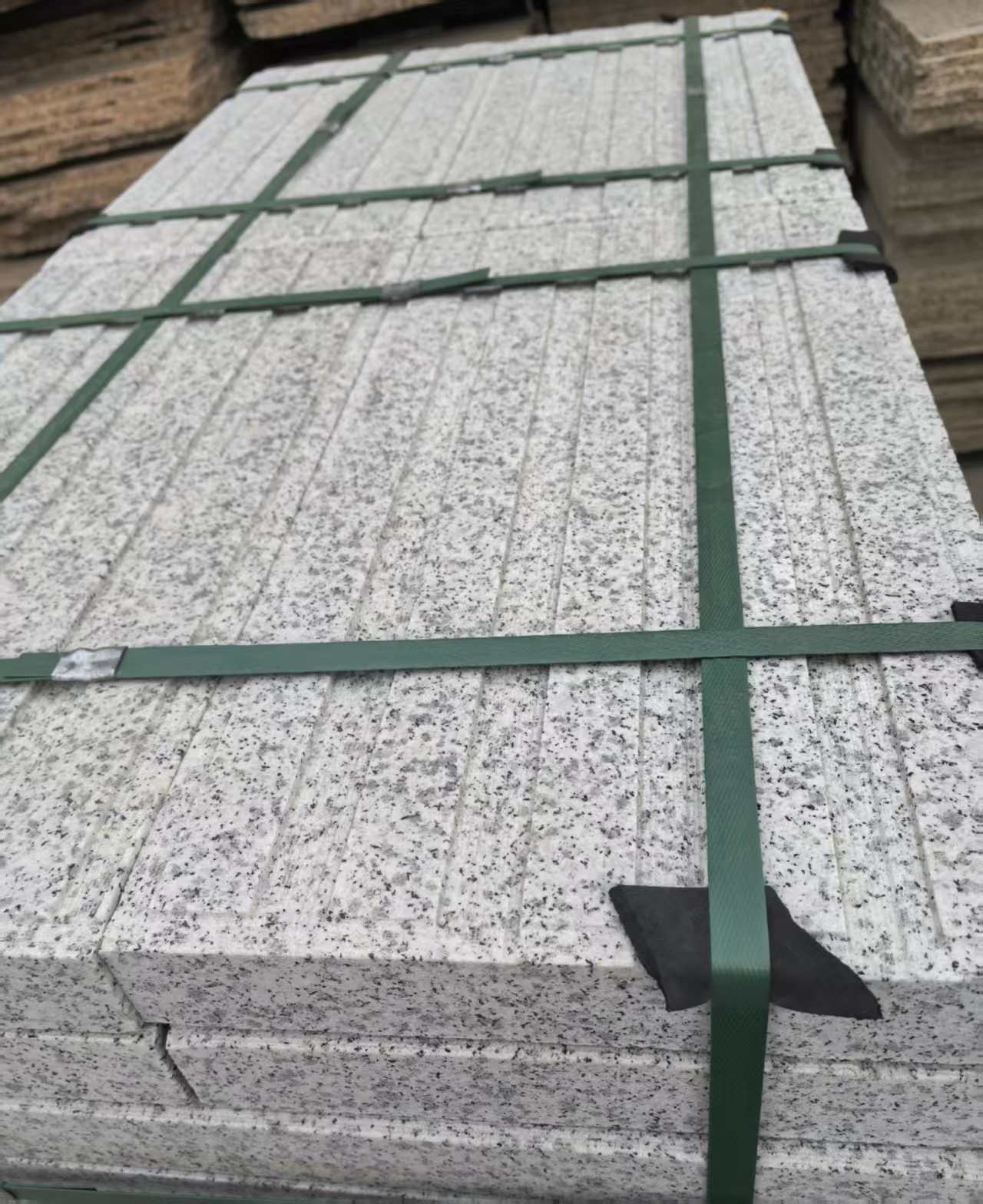 厦门 白麻花岗岩直行盲道石，盲条，地铺石